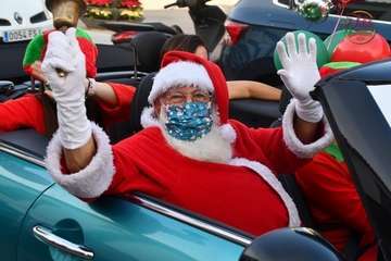 La caravana de Papá Noel inunda Telde de magia y alegría/Francisco Javier Santana.